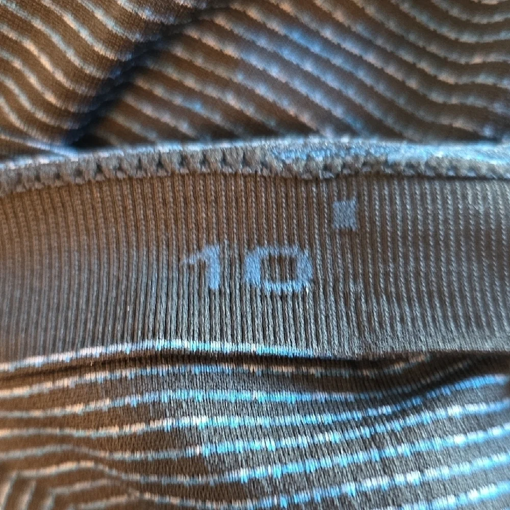 Lululemon Athletica Long Sleeve Top